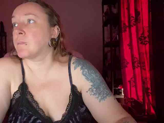 NylonQueen NylonQueen