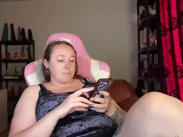 NylonQueen Live Webcam on BongaCams