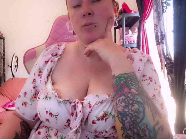 NylonQueen
