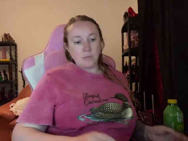 NylonQueen webcam