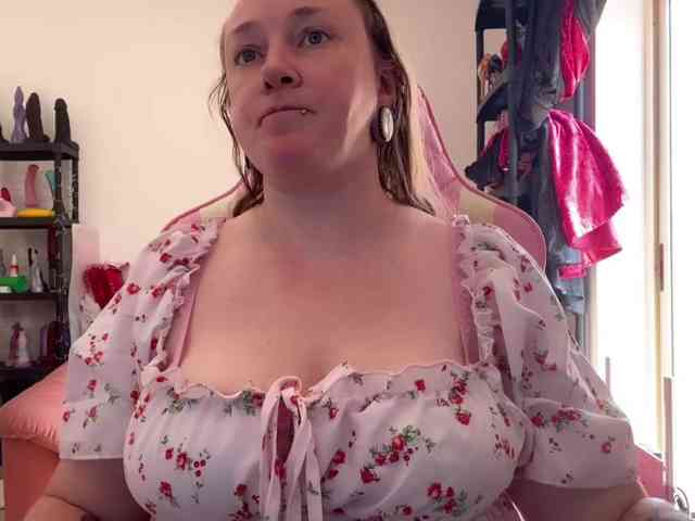 NylonQueen