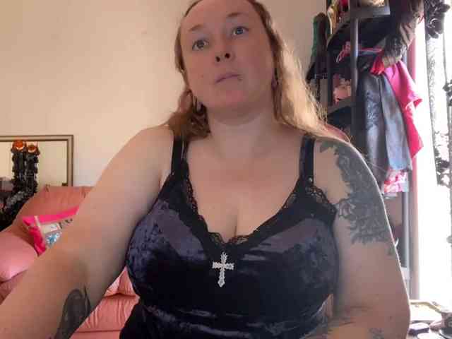 NylonQueen