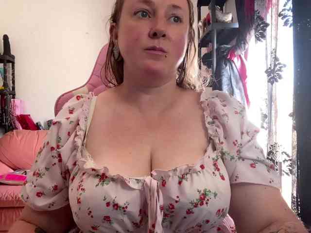 NylonQueen