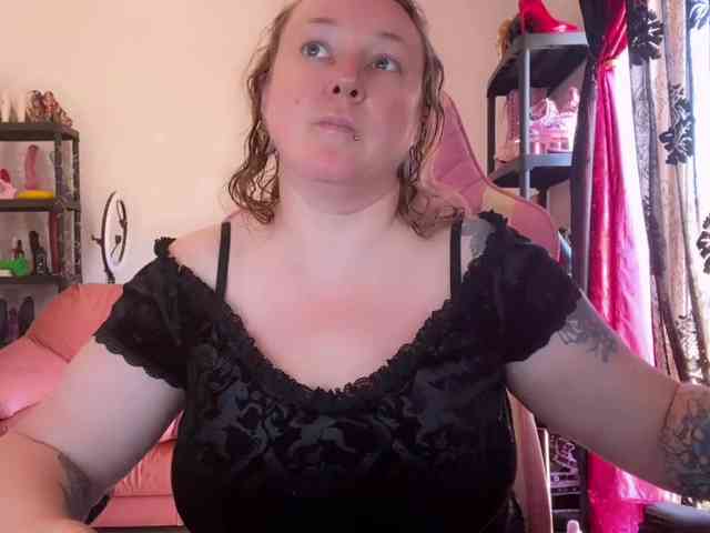 NylonQueen NylonQueen