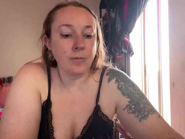 NylonQueen NylonQueen