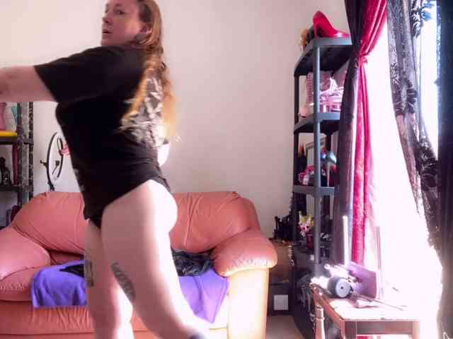 NylonQueen