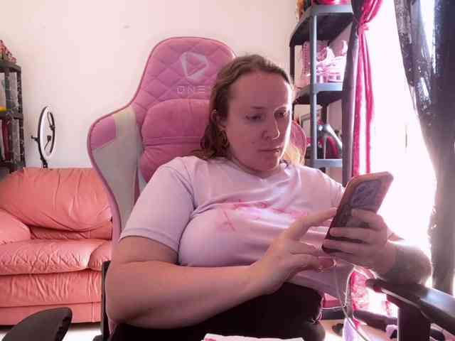 NylonQueen