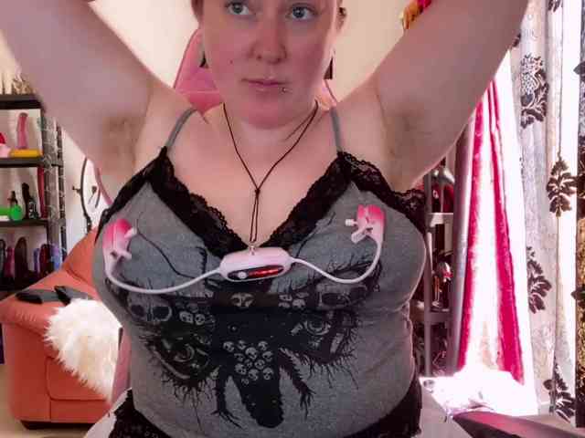 NylonQueen