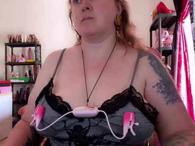 NylonQueen