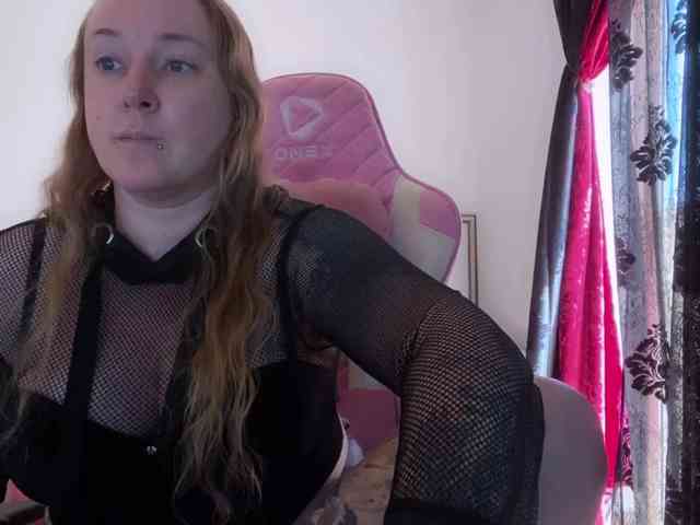 NylonQueen