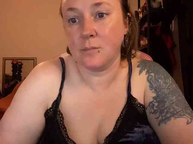 NylonQueen