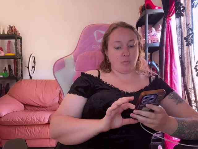 NylonQueen