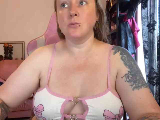NylonQueen