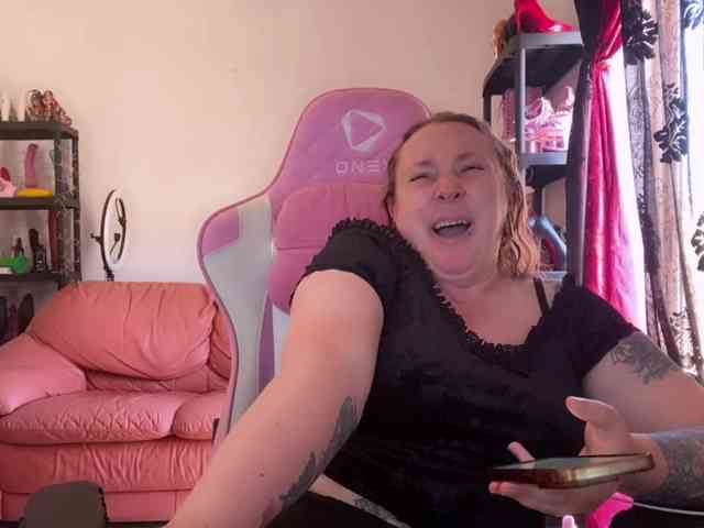 NylonQueen