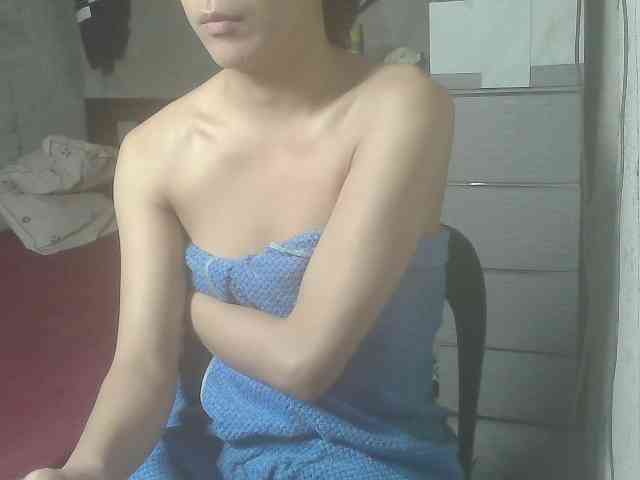 Francelle143ts Live Webcam on BongaCams