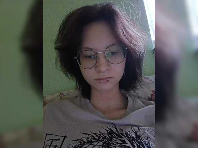 jillari's BongaCams show and profile