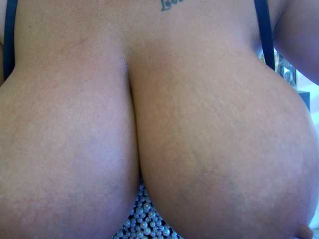 IsabellaNoirr