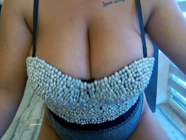 IsabellaNoirr