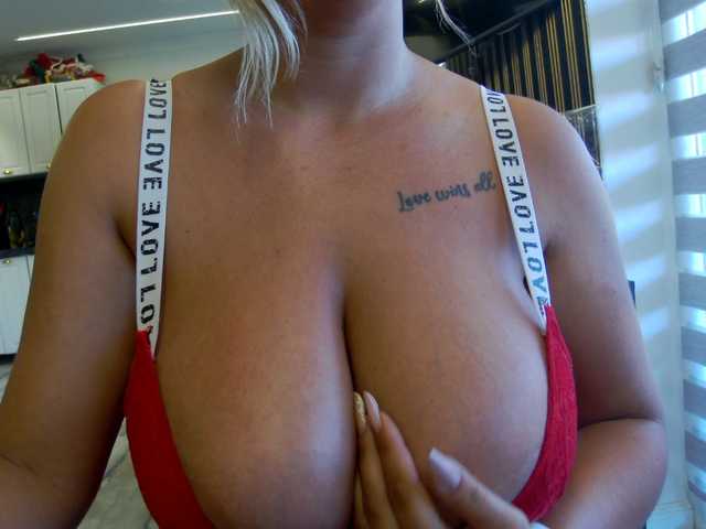 IsabellaNoirr