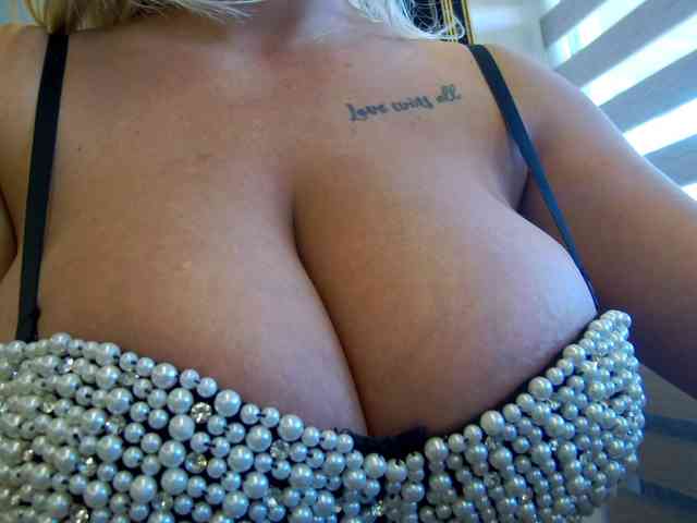 Jennifer95 Jennifer95