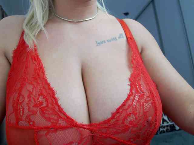 IsabellaNoirr