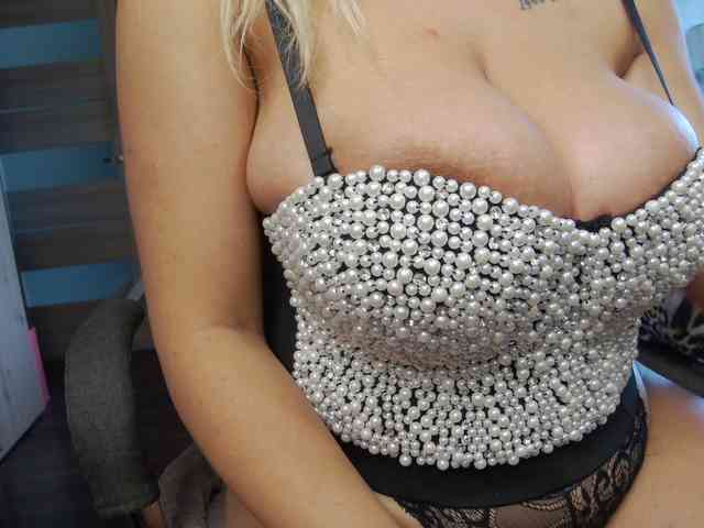 IsabellaNoirr