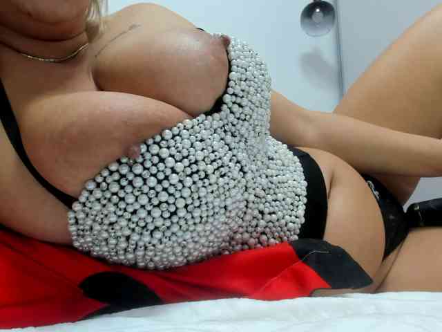 IsabellaNoirr