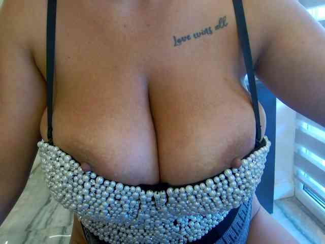 IsabellaNoirr