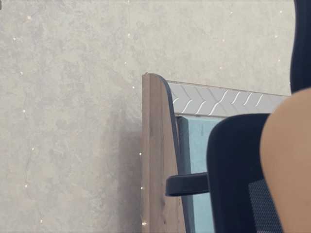 KissMec live webcam show