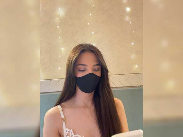 KissMec's BongaCams show and profile