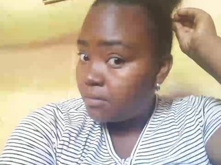 Pricilah's Live Webcam