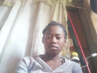 Pricilah's Live Webcam