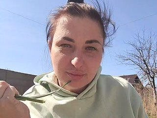 MonicaMilf Porn Show