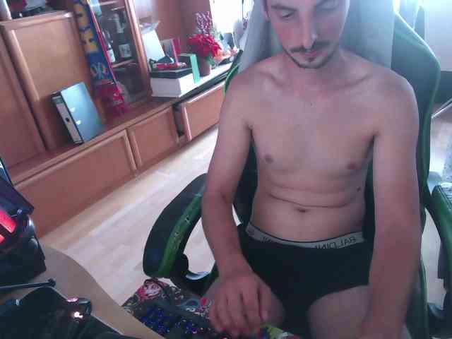 GrouNNNd1402 Sex Cam Show