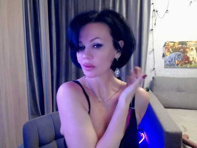 EVA1172a live cam on BongaCams
