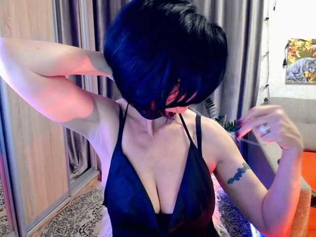 EVA1172a live cam on BongaCams