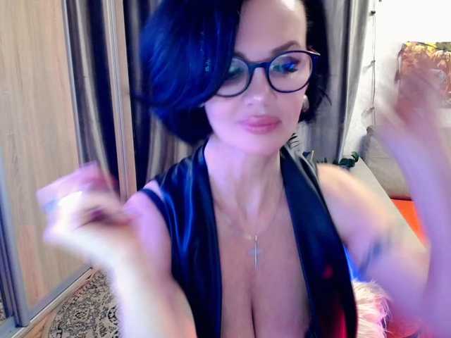 EVA1172a live cam on BongaCams