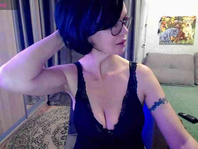 EVA1172a live female cam on bongacams