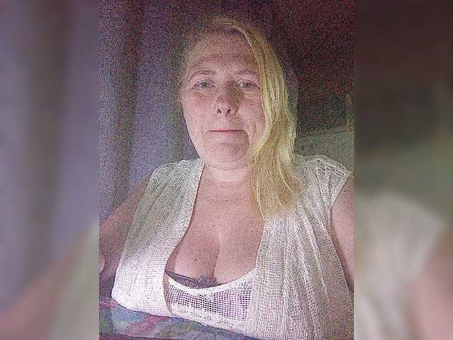 Kristina543210 live cam on BongaCams