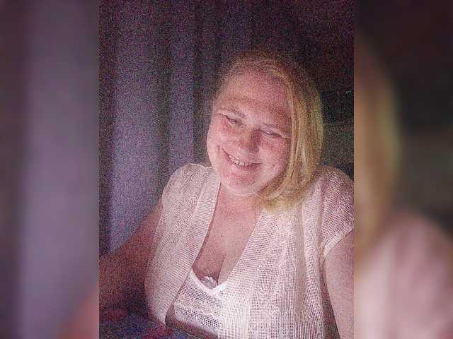 Kristina543210 live cam on BongaCams