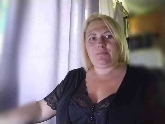 Kristina543210 webcam