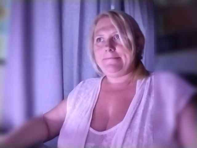 Kristina543210 webcam