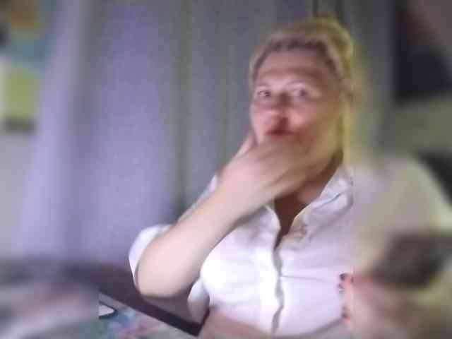 Kristina543210 webcam