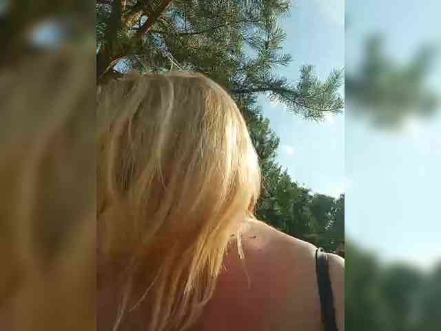 Kristina543210 webcam
