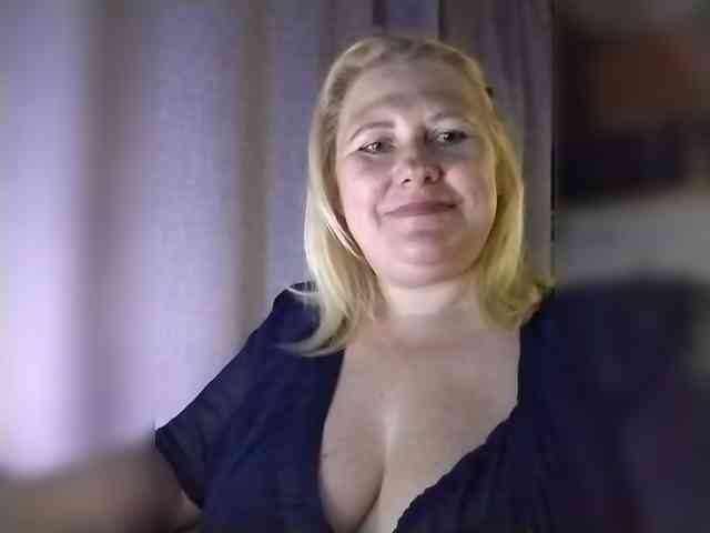 Kristina543210 webcam