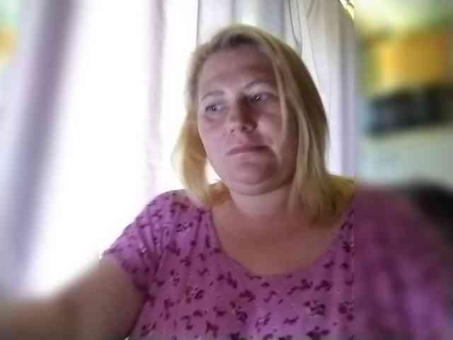 Kristina543210 webcam
