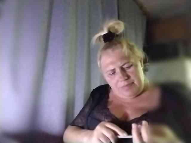 Kristina543210 webcam