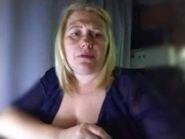 Kristina543210 webcam