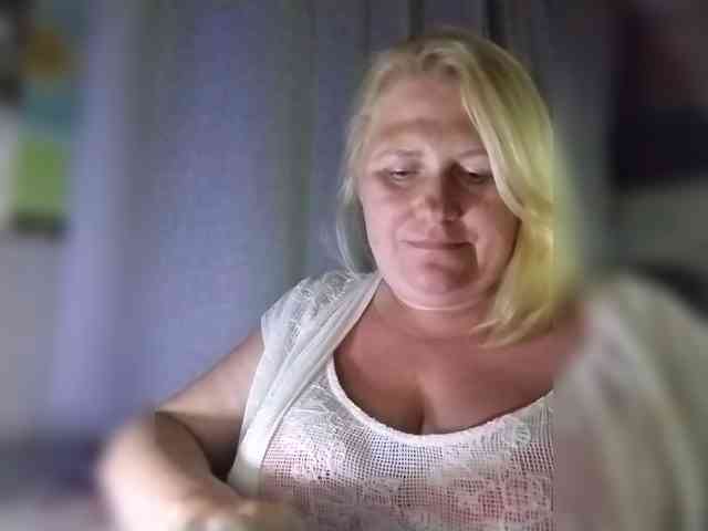 Kristina543210 webcam