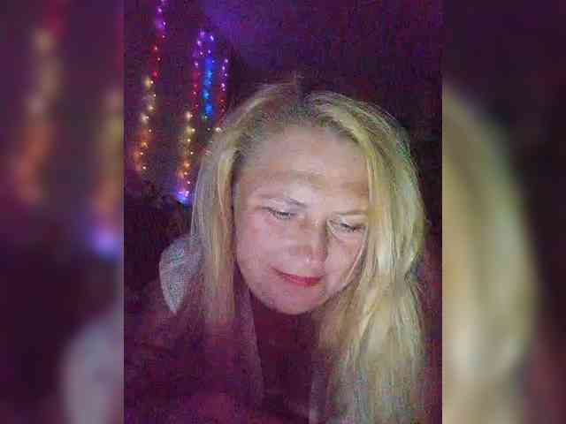 Kristina543210 webcam